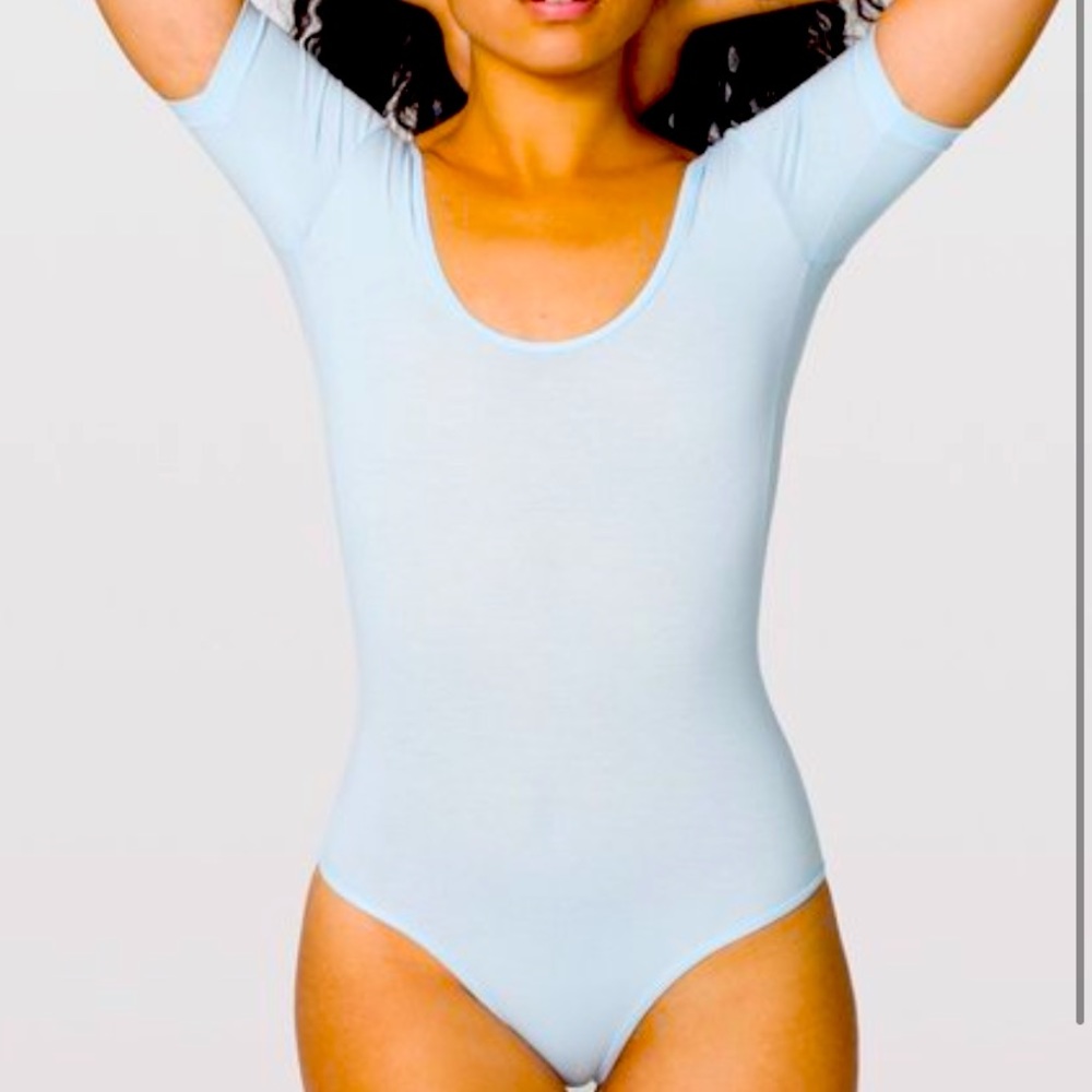 AMERICAN APPAREL | LIGHT BLUE BODYSUIT